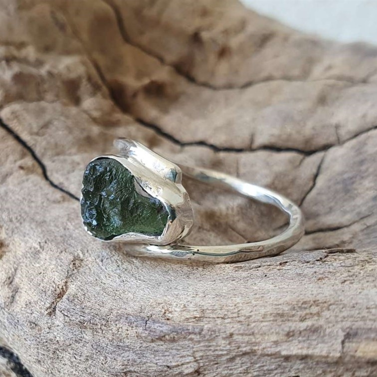 New Beginnings Ring with Natural Moldavite – Size 6.5 US – Stones of ...